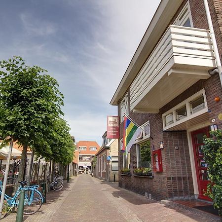Hotel Oepkes West-Terschelling Eksteriør billede